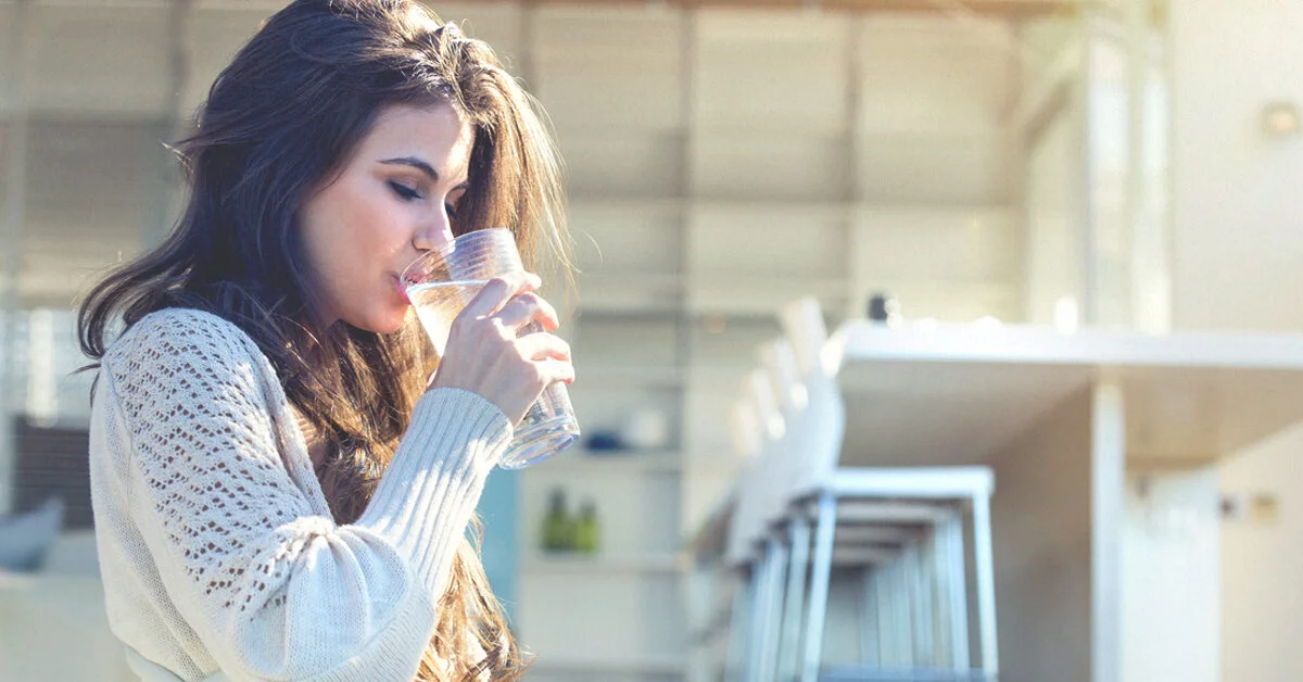 5-ways-to-drink-chilled-Water-can-affect-your-body